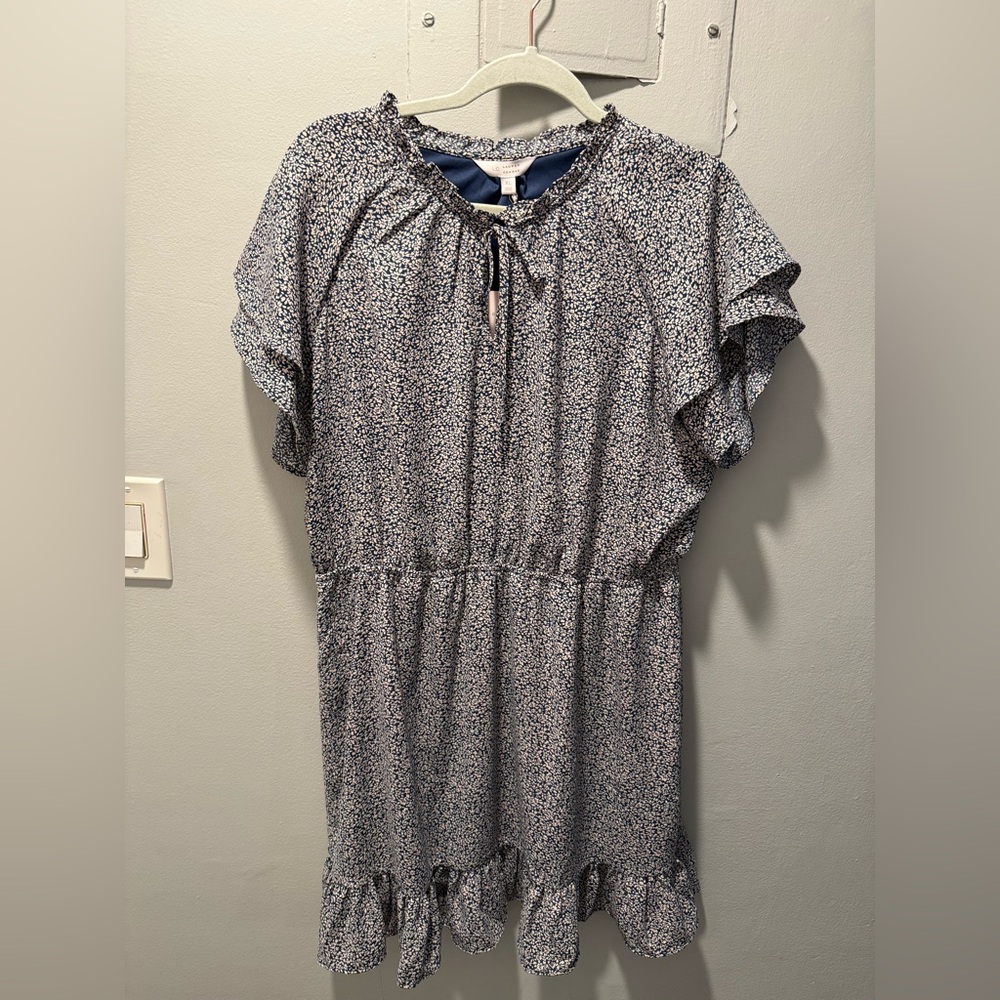 LC Lauren Conrad Navy and White Floral Blouse